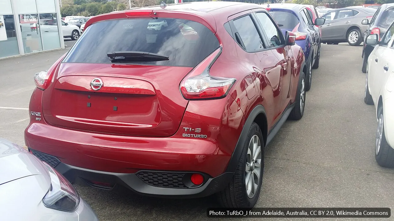 NISSAN JUKE (example photo)