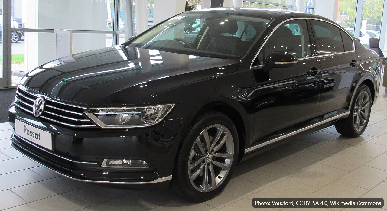 VOLKSWAGEN PASSAT SE BUSINESS TDI BMT (example photo)